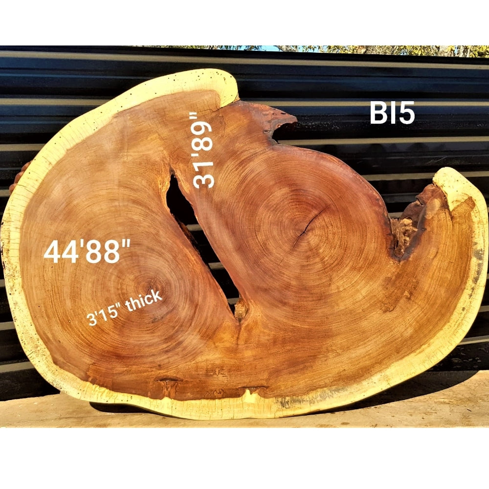 Brown Ivory Slice (44.88" x 31.89" x 3.15")