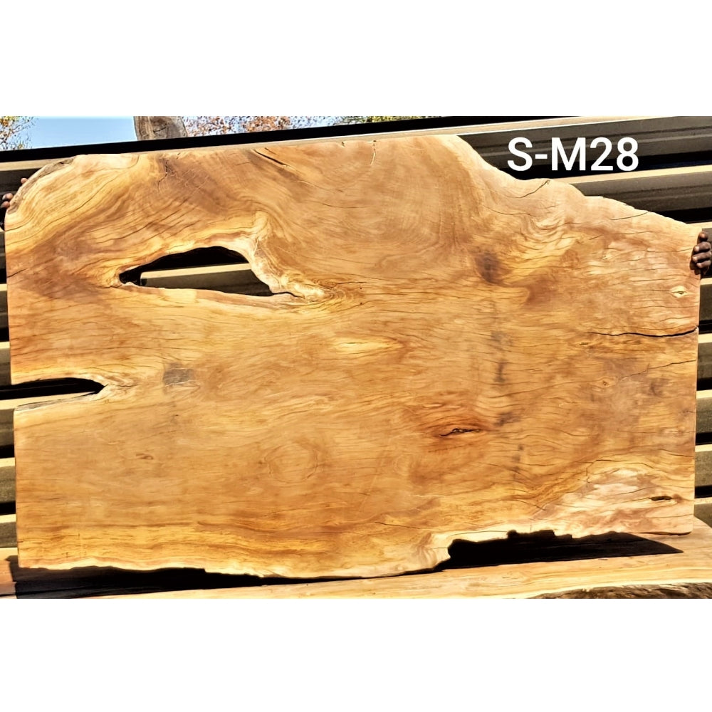 Matumi Slab (61.81"x 40.16" x 3.15")