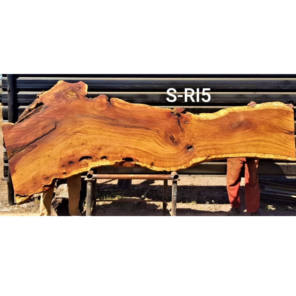 Pink Ivory Slab (117.32" x 33.07" x 2.17")