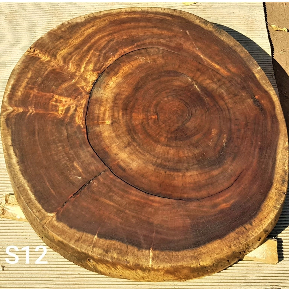 Sandkiaat Slice (29.13" x 28.35" 3.54")